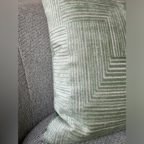 Casa Decor Home 20x20 Green Beige Pattern Textured Velvet Luxury Square Pillow - Picture 5 of 11